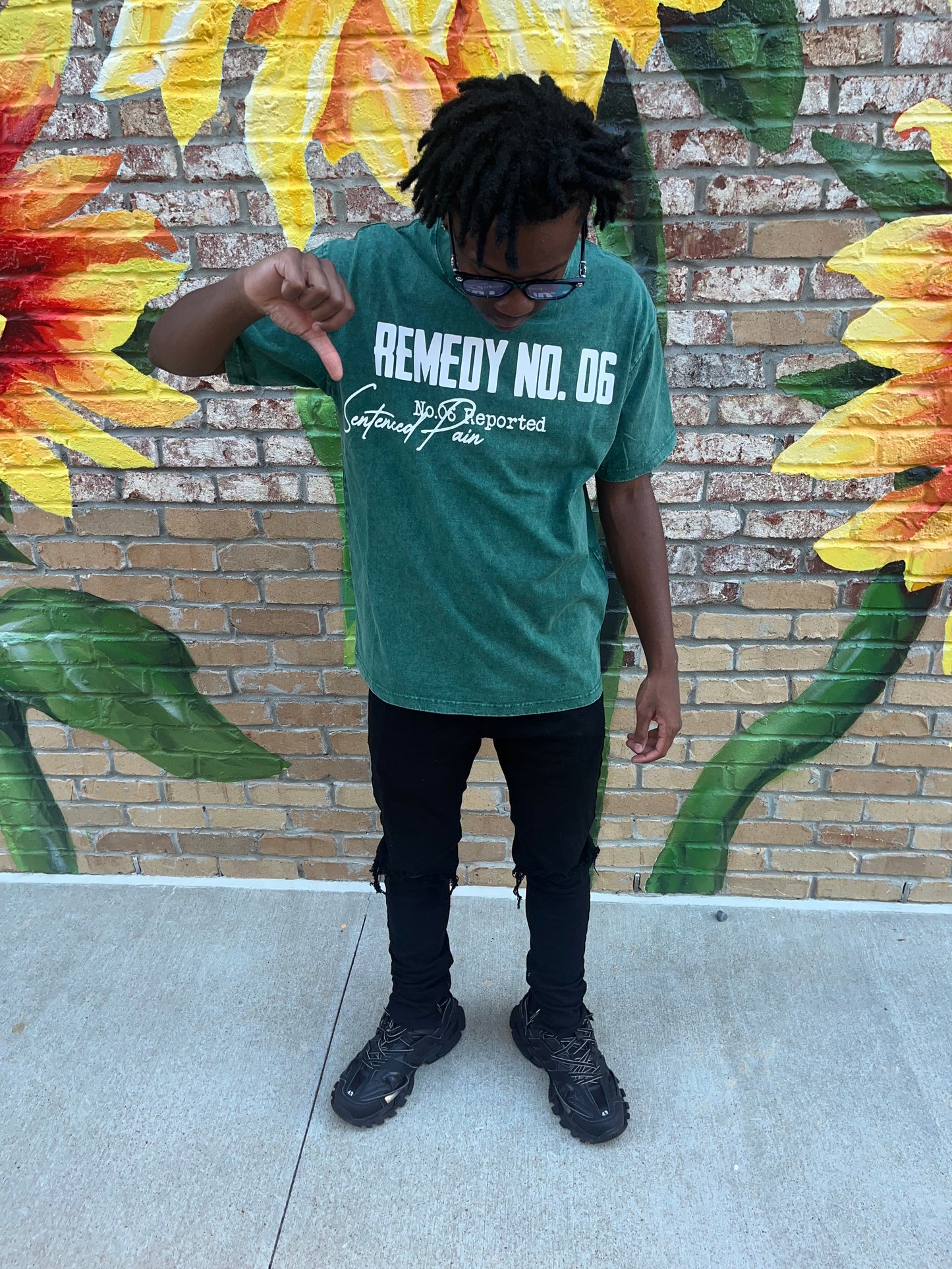 “SUSPECT No.06” BROWN OVERSIZED SHIRT